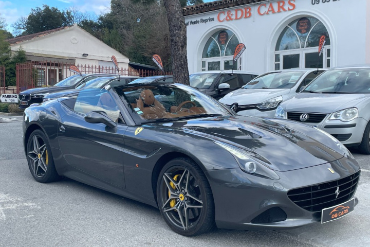 FERRARI CALIFORNIA T