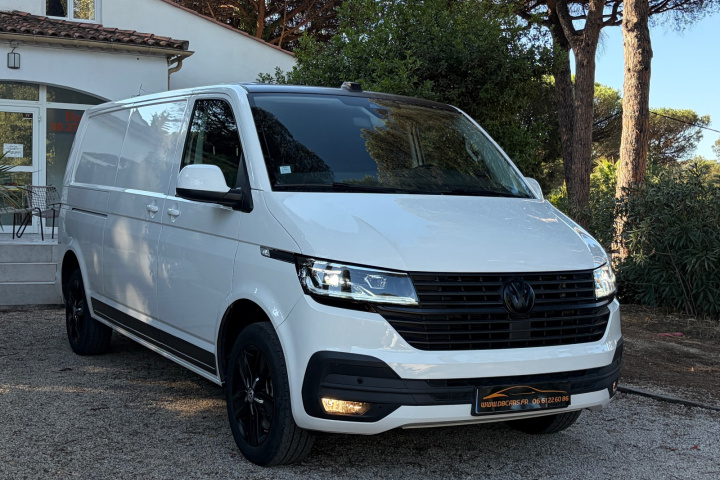 VOLKSWAGEN TRANSPORTER 6.1 VAN