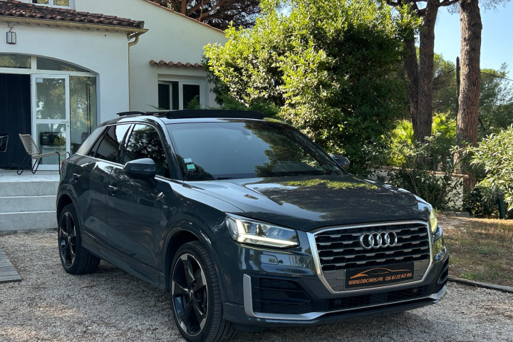 AUDI Q2